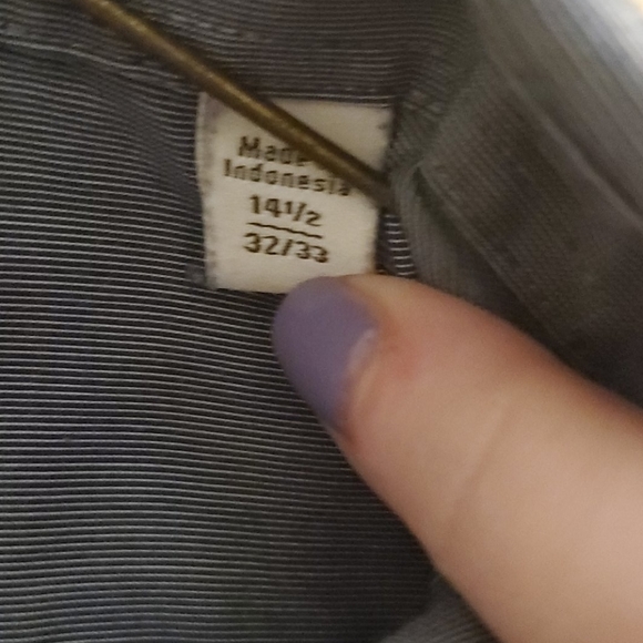 Calvin Klein Mens button up  gray dress shirt. - Picture 3 of 7